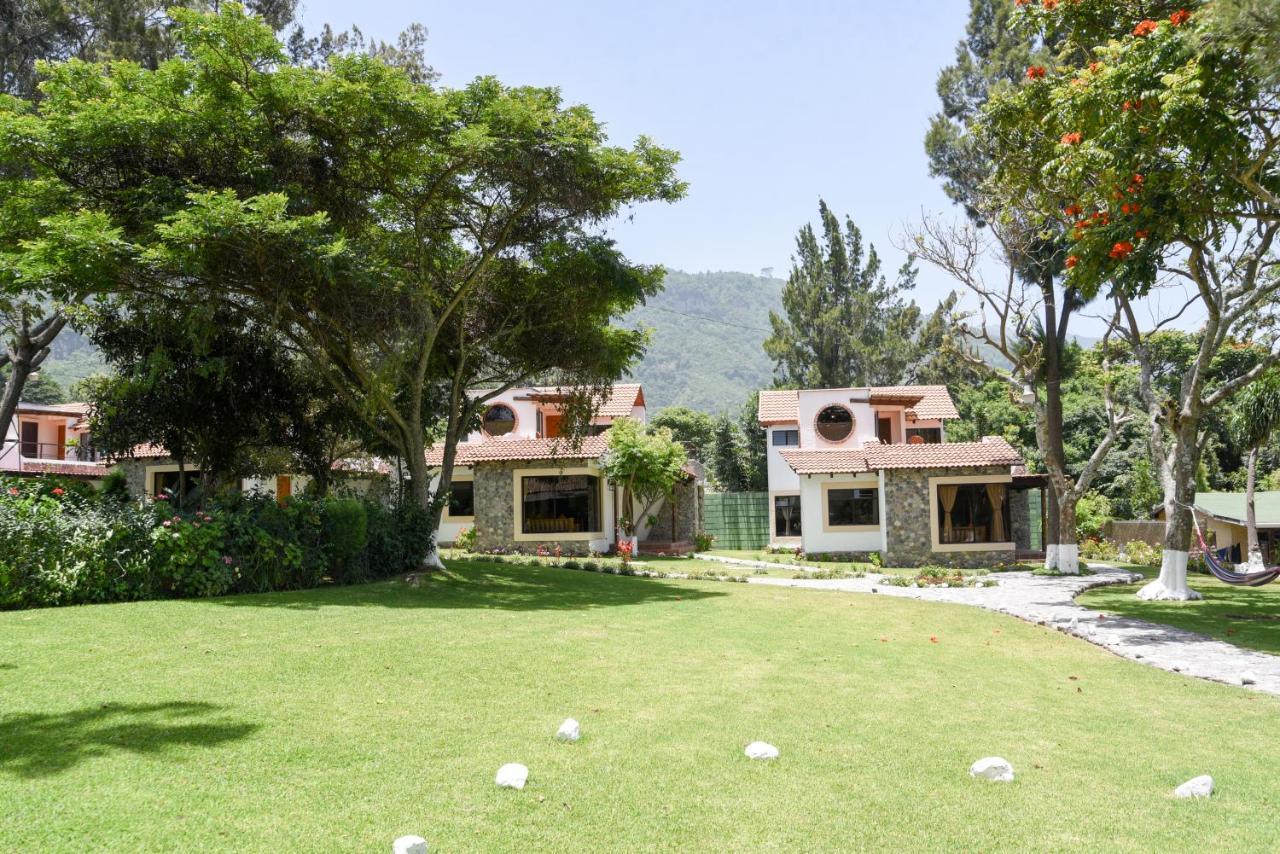Villas Jucanya Super Higienizadas Panajachel Exterior photo