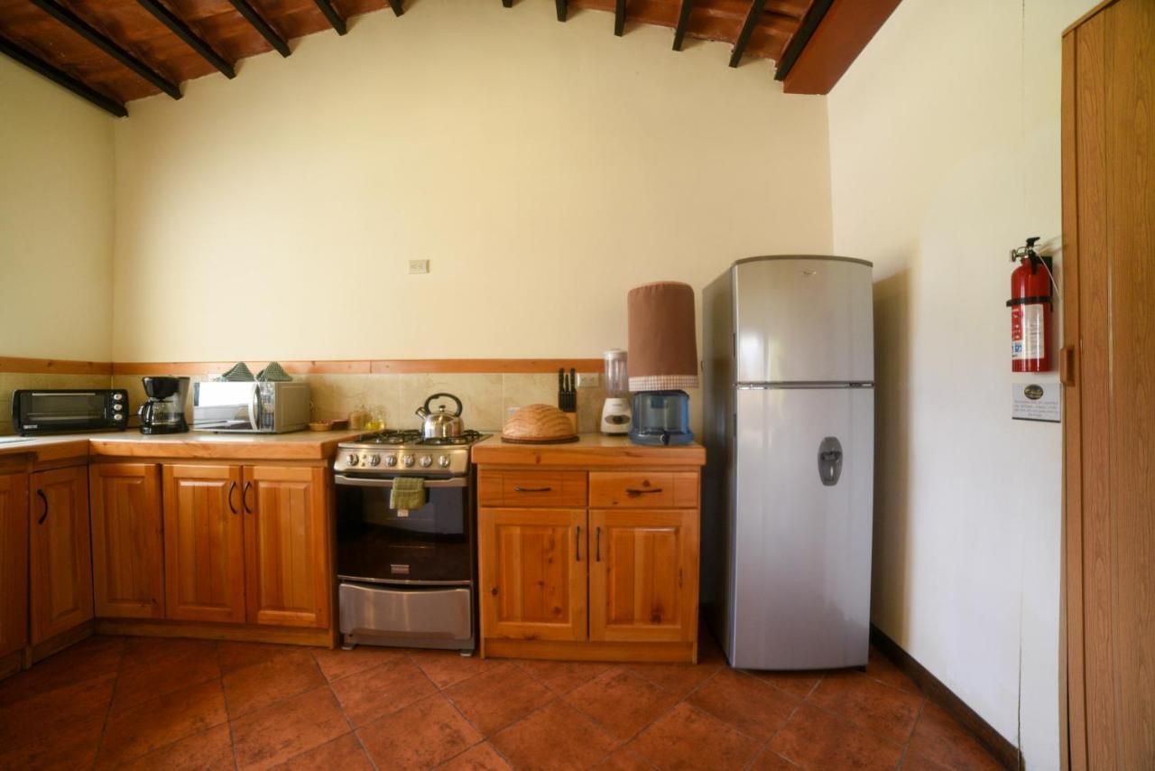 Villas Jucanya Super Higienizadas Panajachel Exterior photo