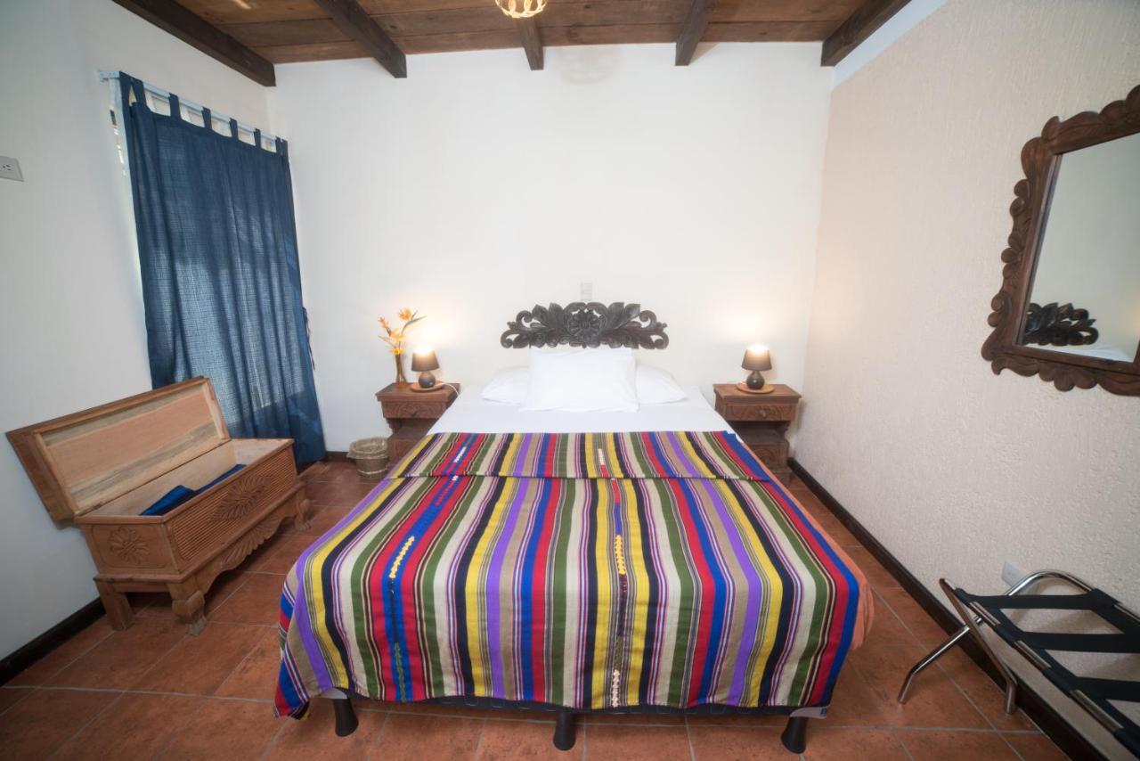 Villas Jucanya Super Higienizadas Panajachel Exterior photo