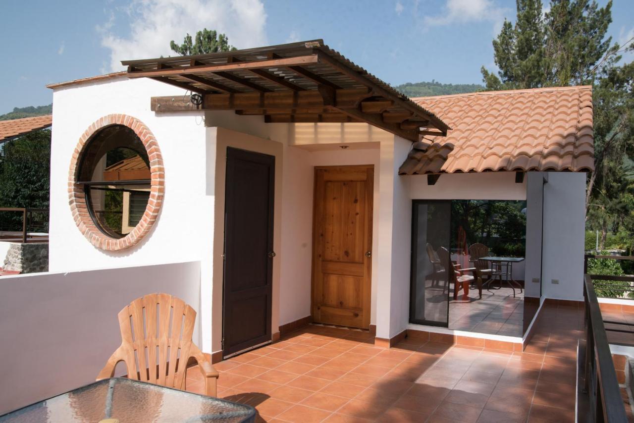 Villas Jucanya Super Higienizadas Panajachel Exterior photo